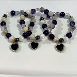 Shimmering Heart Glass beads single bracelet